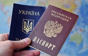 Окупанти вручають повістки херсонцям з російським паспортом 