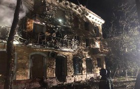 Окупанти вдарили по Запоріжжю: спалахнув житловий будинок