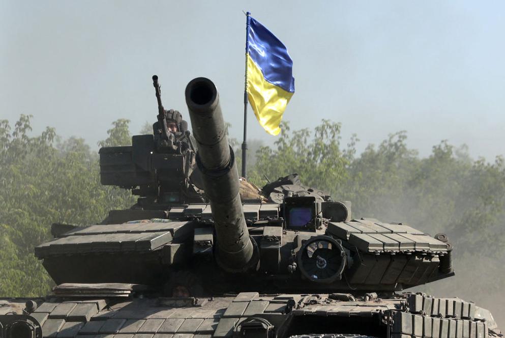 Українські військові вдало атакували склади російських окупантів