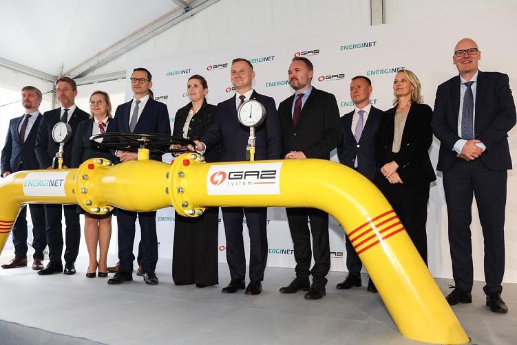 У Польщі відкрили газопровід Baltic Pipe. Він щорічно постачатиме 10 мільярдів кубометрів газу з Норвегії (стільки ж раніше постачала РФ)