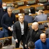 Рада позбавила мандатів Медведчука, Деркача, Козака, Кузьміна й Аксьонова