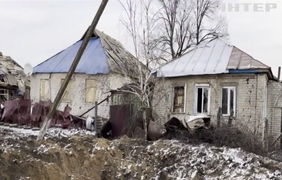 Росіяни щодня обстрілюють село Невське, що на Луганщині: як живуть люди на лінії вогню