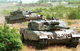 Глави МЗС країн Балтії закликали Німеччину негайно дати танки Leopard Україні
