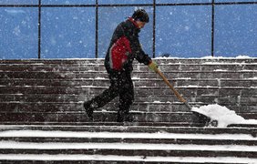 Львівщину накрило снігопадами: десятки населених пунктів знеструмлені