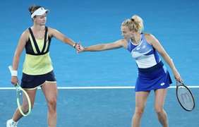 Чеські тенісистки Крейчикова та Синякова виграли Australian Open у парному розряді 