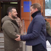Зеленський з прем’єр-міністром Данії відвідав поранених українських захисників в Миколаєві
