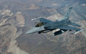 Білий дім прокоментував відмову постачати Україні винищувачі F-16