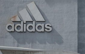 Adidas заборонив збірній росії з футболу грати у своїй екіпіровці