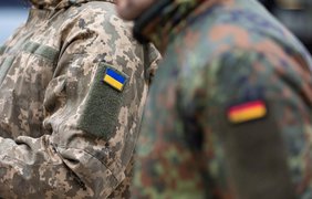 Німеччина підтвердила плани подвоїти військову допомогу Україні в 2024 році