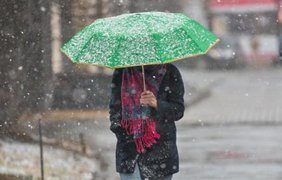 Дощі по всій Україні, у Карпатах - мокрий сніг: прогноз погоди на 15 листопада 