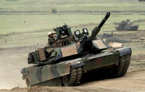 Україна отримала надто мало танків Abrams - Зеленський