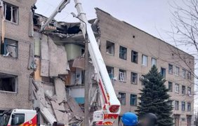 Ракетний удар по шахті і лікарні в Селидовому: кількість поранених зросла