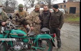 На Кіровоградщині байкери відновлюють мотоцикли для ЗСУ