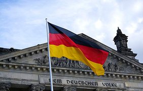 Німеччина хоче скоротити свої внески на закупівлю зброї для України - ЗМІ