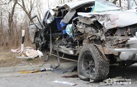 ДТП під Ізюмом: поліція показала відео наслідків жахливої аварії з 6 жертвами (фото)