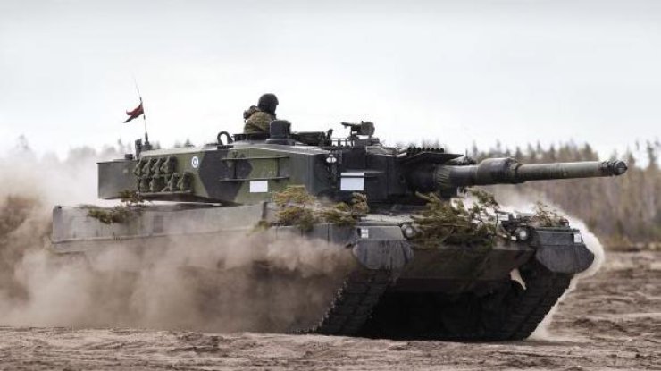 Західні танки з'являться на фронті до літа