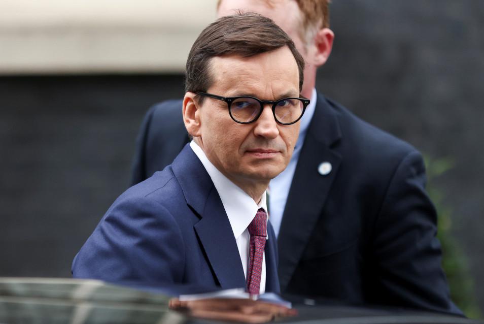 Прем'єр-міністра Польщі Матеуш Моравецький заявив, що російські війська під час нового наступу на Україну можуть піти з двох-трьох різних напрямків