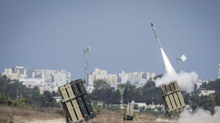 Фото: Ізраїль зазнав обстрілу з боку сектору Газа