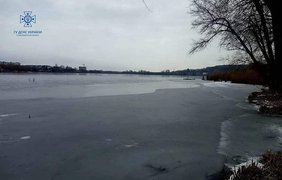 На річці Гнилоп'ять вагітна жінка провалилася під лід