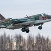 У небі над Бахмутом прикордонники збили російський Су-25 (відео)