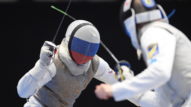 Російських фехтувальників допустили до міжнародних змагань