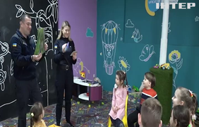 Діти вчаться протистояти сучасним небезпекам: українські рятувальники разом із ЮНІСЕФ розробили програму