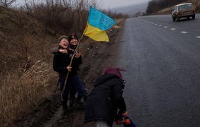 17 дітей, яких депортували окупанти, повернули до України (відео)