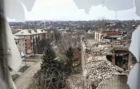 Як виглядає понівечений окупантами Бахмут: бійці показали відео
