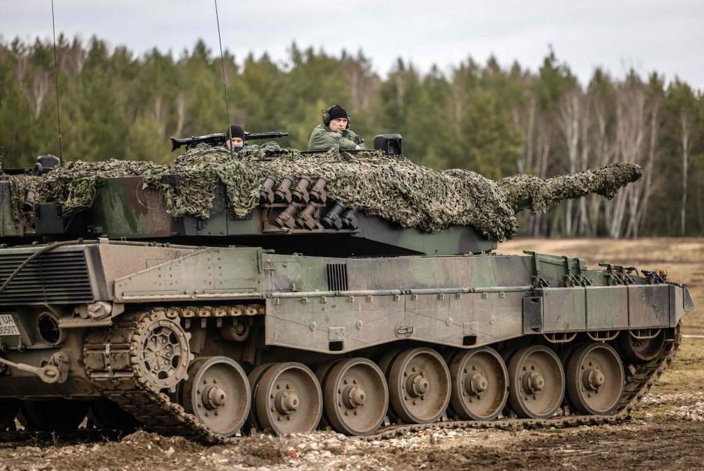 В понеділок, 27 березня, стало відомо про передачу Німеччиною танків Leopard 2 до України
