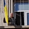 "Йому тут не місце": болгарський політик викинув прапор України на вулицю