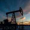 Нафта дорожчає на тлі зниження ризику дефолту США