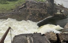 Окупанти зруйнували греблю Карлівського водосховища: чи є велика загроза