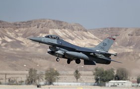 В яких країнах на озброєнні є винищувачі F-16
