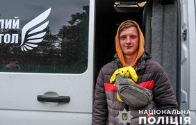Поліцейські врятували підлітка з-під Мар'їнки, який мало не загинув від обстрілу рф