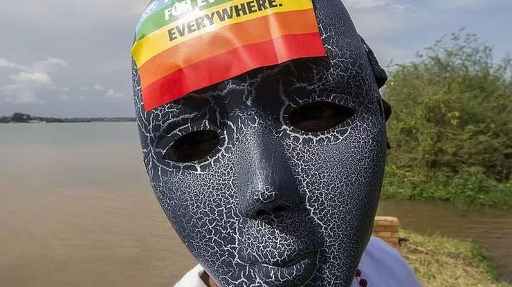 В Уганді каратимуть ЛГБТ