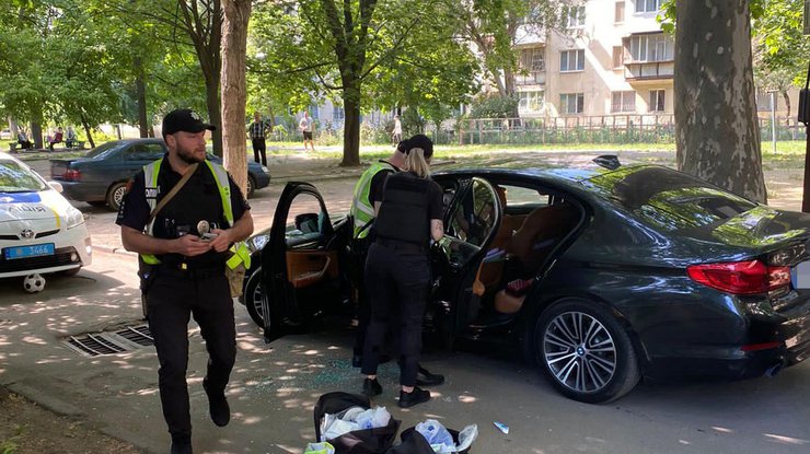 В Одесі розстріляли людей в автомобілі