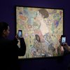 Портрет Густава Клімта "Дама з віялом" продали на Sotheby's за $108,4 млн