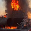 У росії розбомбили нафтобазу: горять тони палива