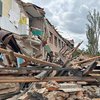 Новий теракт рф: окупанти вдарили авіабомбою по місцю видачі допомоги в Оріхові