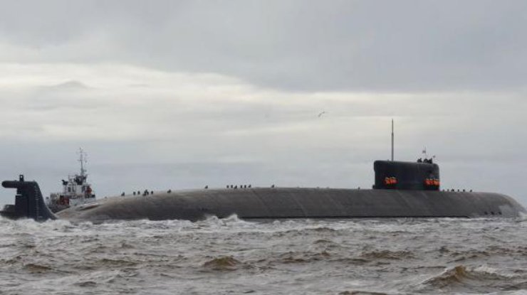 Фото: росія вивела підводний ракетоносій у Чорне море