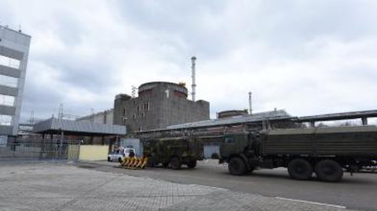 Фото: російські війська мінують об’єкти на території ЗАЕС