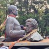 У Полтаві демонтували пам’ятники Пушкіну та Ватутіну