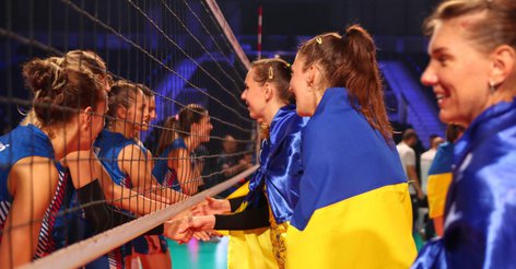 Українки програли Сербії у стартовому матчі на ЧЄ-2023 з волейболу