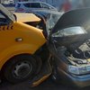 У Полтаві зіткнулися маршрутка та автомобіль, постраждала дитина