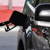 54-55 гривень за літр: як подорожчання нафти вплине на вартість бензину та дизелю (відео)