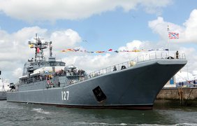 У мережі з'явилося відео пошкодженого в Севастополі великого десантного корабля "Минск"