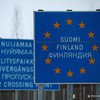 Фінляндія заборонила в'їзд автомобілів з російськими номерами
