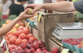 В Україні дешевшають популярні продукти: як змінилась ціна