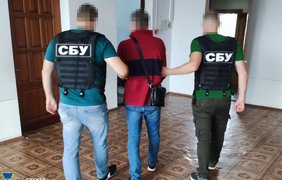 Збирав розвіддані про ЗСУ: у Чернігівській області затримали російського інформатора