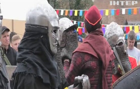 У Луцьку відбулися змагання з середньовічного бою